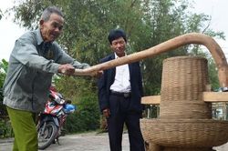 Một đời người gắn bó với những chiếc 'cối xay lúa' xưa cũ