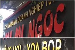 Phát hiện cơ sở massage có nữ nhân viên 'tắm tiên' cùng khách