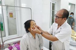 Phòng bệnh gan ở người cao tuổi