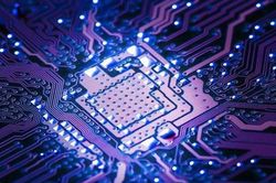Tương lai ảm đạm của ngành chip Trung Quốc trước áp lực từ Mỹ