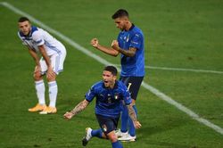 Italy chật vật giành 1 điểm trước Bosnia