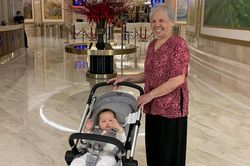 Thanh xuân nhọc nhằn nhưng đầy ắp mến thương của cô giáo 30 năm 'gõ đầu trẻ'