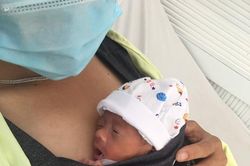 Tư vấn điều trị từ xa cứu sống bệnh nhi sinh non