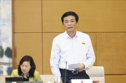 Giao quyền quản lý sát hạch lái xe cần có đánh giá kỹ