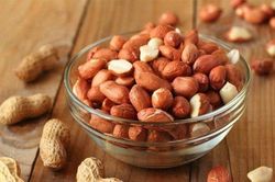Cảnh báo nguy hiểm khi phụ nữ mang thai ăn lạc