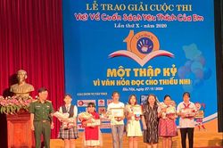 Trao giải cuộc thi 'Viết về cuốn sách yêu thích của em'