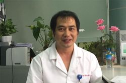 Bác sĩ Nguyễn Trung Cấp được thưởng danh hiệu Công dân Thủ đô ưu tú