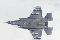Mỹ phê duyệt bán thêm tên lửa AIM-9X cho Hàn Quốc