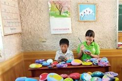 Chung tay hoàn thiện công trình 'Đá nở hoa'