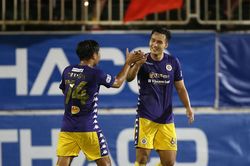 CLB Hà Nội tiếp tục cuộc đua 'tứ mã' tại V.League 2020