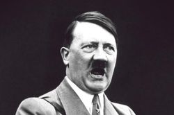 Phẫn nộ việc đấu giá bản thảo bài phát biểu của trùm phát xít Hitler