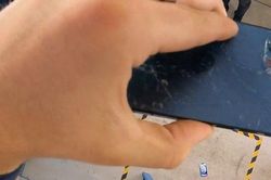 Clip: Test độ cứng của iPhone 12 và iPhone 12 Pro