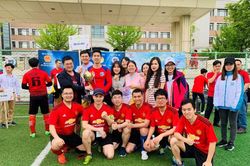 Xây dựng và nâng cao bản lĩnh chính trị cho du học sinh