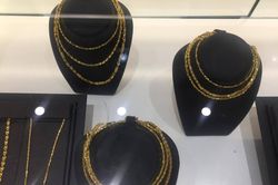 Giá vàng trong nước ít biến động trong khi chờ kết quả bầu cử Tổng thống Mỹ