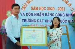 Các trường trên địa bàn huyện Châu Phú kỷ niệm ngày Nhà giáo Việt Nam