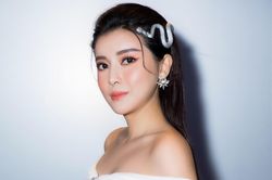 Cao Thái Hà khoe vẻ sắc sảo, xứng vai Hoạn Thư trong 'Kiều'
