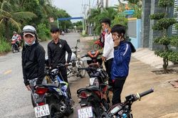 Cài người vào nhóm kín đua xe, Công an giải tán nhiều nhóm 'quái xế' ở TP.HCM