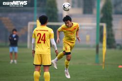 Văn Toàn, Xuân Trường tập đánh đầu, tuyển Việt Nam học lại kỹ thuật cơ bản