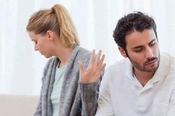 Em lấy phải một thằng dở hơi rồi các mẹ ạ!