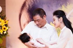 Có con sau thời gian ở ẩn, nữ ca sĩ trẻ chia sẻ gây sốc