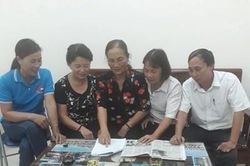 Nữ trưởng thôn làm thay đổi Cua Chu