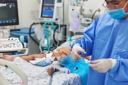 TP.HCM: Cứu bé gái 5 tuổi nguy kịch do sốt xuất huyết