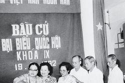 Dấu ấn về quyền bầu cử của phụ nữ Việt Nam