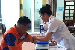 Chăm sóc, nâng cao sức khỏe người lao động