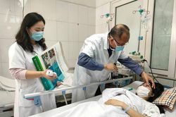 Gặp họa vì làm đẹp đón Tết