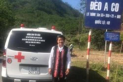 Ông Đoàn Ngọc Hải làm phục vụ quán cơm được trả 'lương' 60 triệu