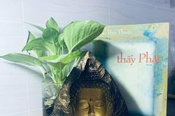 Tết đọc sách: Thấy Phật
