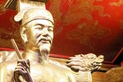 Biệt tài của những hoàng đế nước Việt