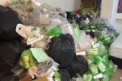 Yên tâm cho trai đẹp thuê trọ 2 năm, chủ trọ 'tá hỏa' khi nhận lại nhà