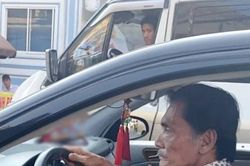 Thương Tín cho thuê xe được tặng để lấy tiền chi tiêu