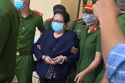 Xét xử đại án hoán đổi đất công: Nữ đại gia bị đề nghị mức án chung thân, bị cáo Tài từ 5-6 năm tù