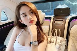 Bộ sưu tập đồng hồ tiền tỷ của Ngọc Trinh