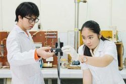 Thắp sáng ước mơ từ câu lạc bộ nghiên cứu khoa học
