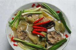 Say lòng canh cá leo chua