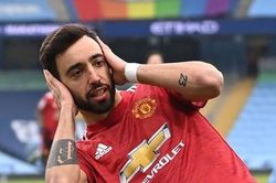 'Phải trừ MU và 5 đội ở Premier League 12 điểm'