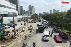 Chạy đua thời gian để đường Nguyễn Hữu Cảnh về 'đích' trước 30/4