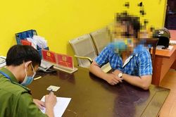 Sơn Tây xử phạt nghiêm trường hợp không đeo khẩu trang nơi công cộng