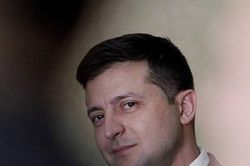 'Vờ dọa' Ukraine, Nga 'giương cung' một đằng, 'bia ngắm' một nẻo?