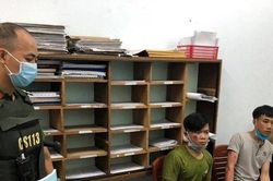Nổ AK47, truy nóng nhóm côn đồ mang dao phóng, diễu hành trên phố