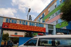 Một nữ điều dưỡng Bệnh viện Nhi đồng 1 TP Hồ Chí Minh dương tính SARS-CoV-2