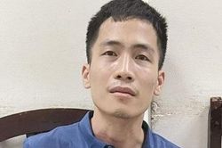 Hà Nội: Bắt đối tượng mang súng giả, bình xịt hơi cay đi cướp tài sản