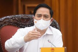 Thủ tướng: 'Có con đường 500 tỷ mà 13 đời bộ trưởng chưa xong'