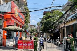 Quận Hoàn Kiếm: Đảm bảo ổn định đời sống người dân trong vùng cách ly y tế phường Chương Dương