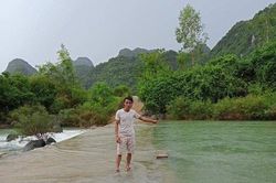 Người đàn ông đi câu cá cứu được 2 nạn nhân bị đuối nước