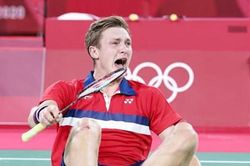 Màn 'phục thù' ngọt ngào của V.Axelsen
