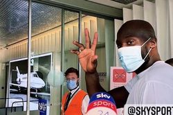 Chelsea chi số tiền 'khủng' để chiêu mộ Lukaku